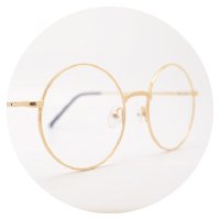 ガラス製レンズのメガネ